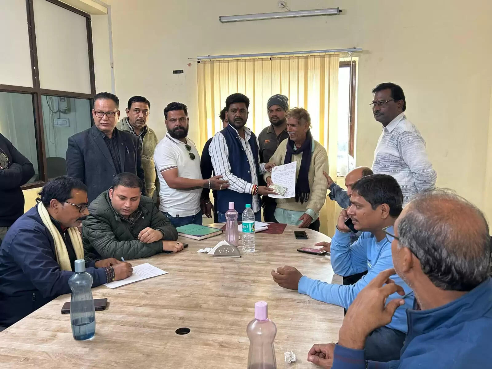 ऊंचाई से गिरकर मजदूर की मौत, मुआवजा देगी कंपनी