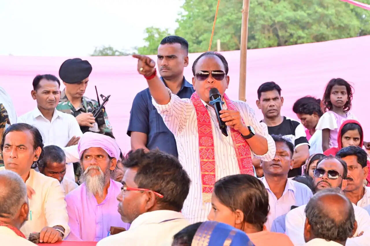 मंत्री इरफान अंसारी ने किया सात विभिन्न योजनाओं का शिलान्यास