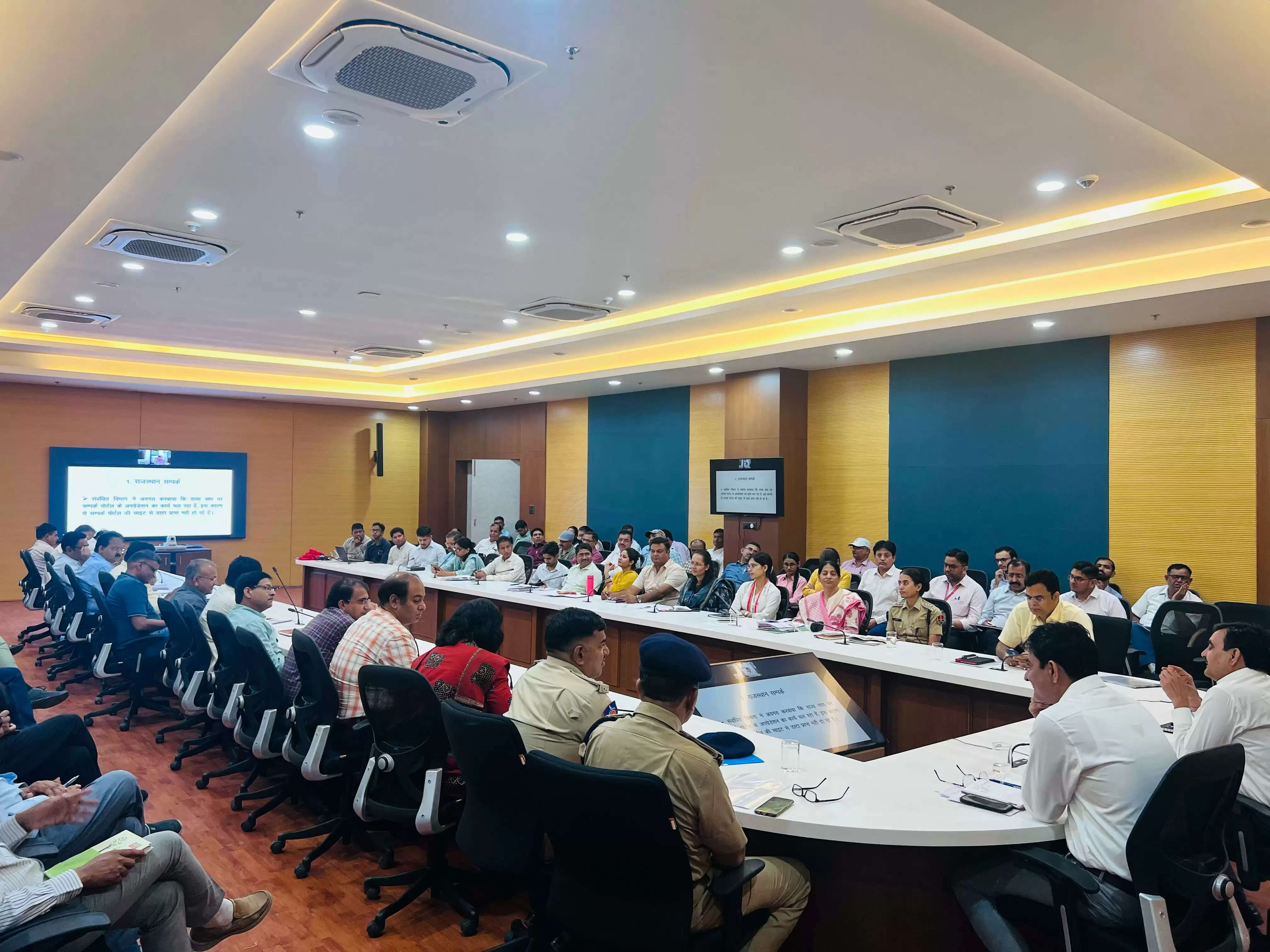 आयुर्वेद विश्वविद्यालय : स्वावलंबी चिकित्सा के आधारभूत पाठ्यक्रम का प्रशिक्षण संपन्न