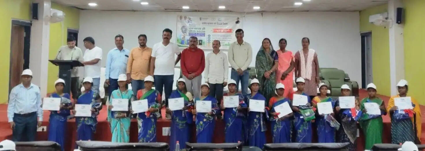 सेवा संकल्प अभियान के तहत स्वच्छता कर्मचारियों का सम्मान, स्वास्थ्य शिविर में हुई जांच
