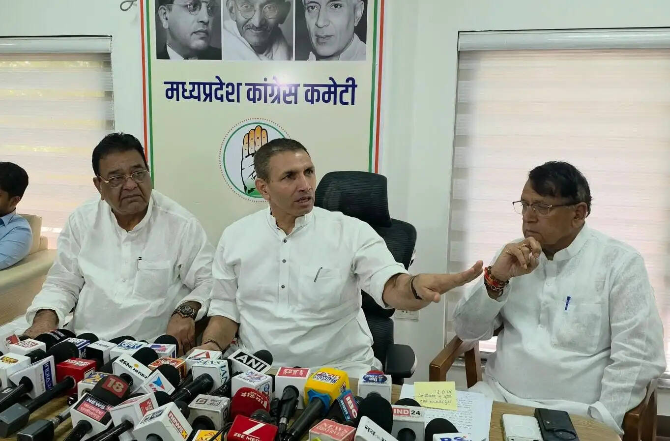 मप्र:&nbsp;दूषित पानी,&nbsp;जहरीली शराब और बच्चों की मौतों पर जीतू&nbsp;पटवारी ने सरकार से मांगा जवाब