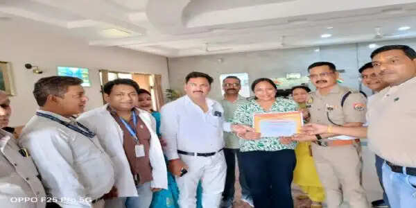 अखिल भारतीय कायस्थ महासभा ट्रस्ट ने आयोजित किया रक्तदान शिविर