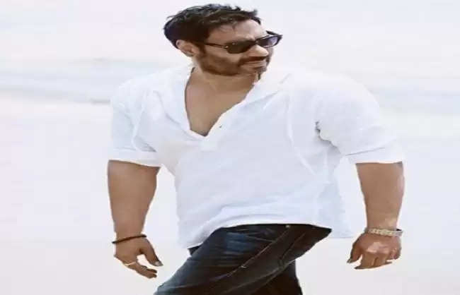 अजय देवगन ने फिल्म इंडस्ट्री में पूरे किये 31 साल, सफलता के गाड़े झंडे