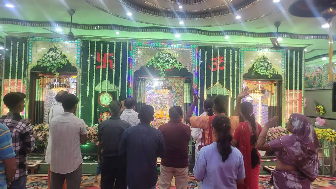 अनूपपुर: बरह बजते ही गूंजा नंद की आनंद भयो जय कन्हैया लाल की