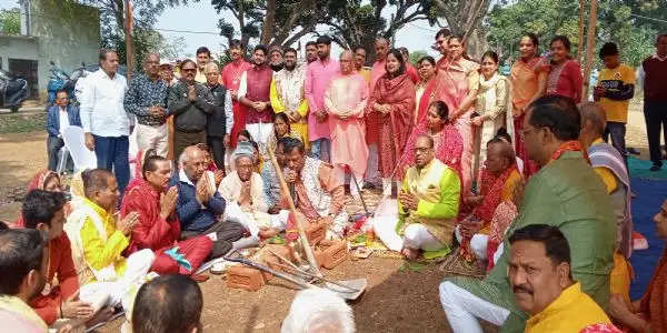 खूंटी में श्रीश्याम मंदिर सहित कई मंदिरों का भूमि पूजन