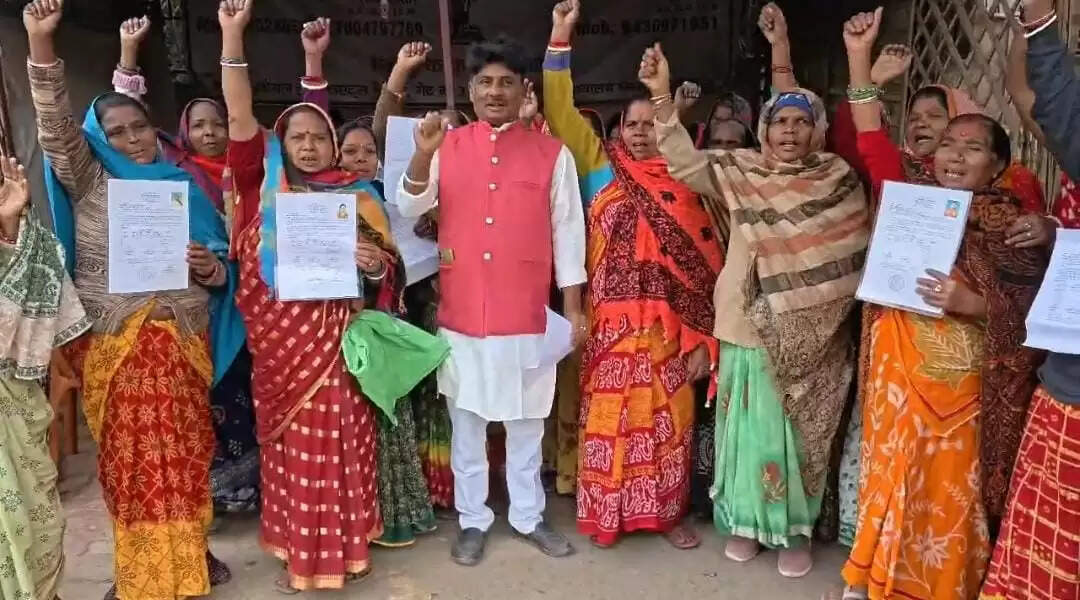 भूमिहीनों को बेदखली का डर, प्रशासन पर उठे सवाल