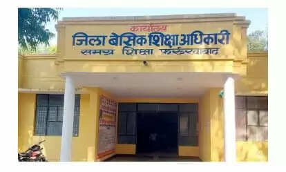 आखिर कैसे खुलेगा मोहम्मदाबाद के लेखाधिकारी की अलमारी का ताला