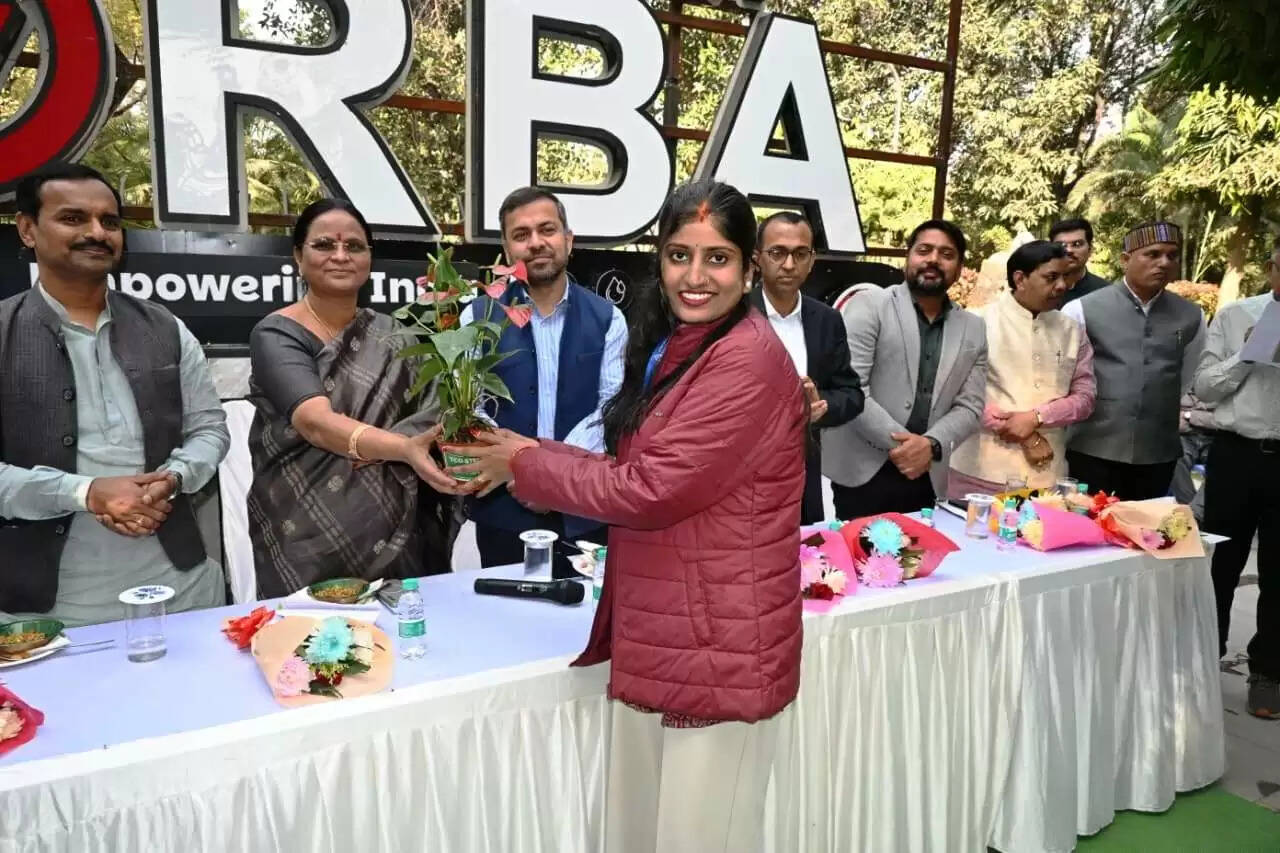 कोरबा : प्रभारी सचिव व महापौर ने किया ’’ इको स्टेप्स ’’ का शुभारंभ