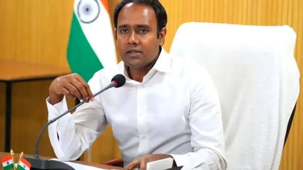 सागरः 'पुस्तक-गणवेश मेला' आज से, उचित मूल्य पर मिलेंगी स्कूल सामग्री