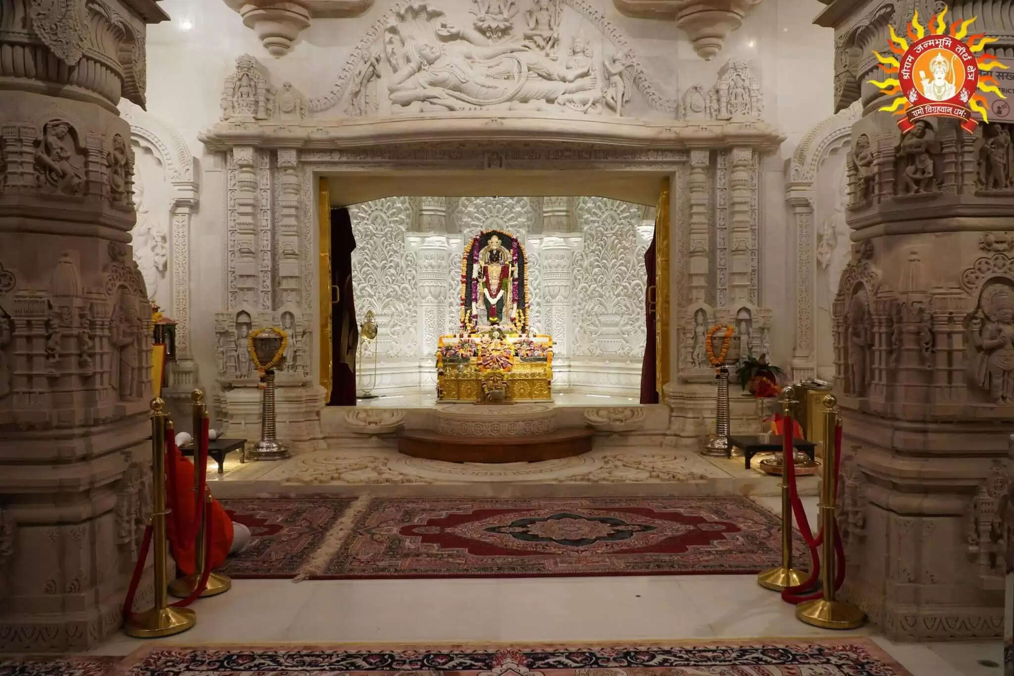 राम मंदिर प्रतिष्ठा द्वादशी कार्यक्रम में रक्षा मंत्री राजनाथ सिंह और मुख्यमंत्री योगी आदित्यनाथ होंगे शामिल