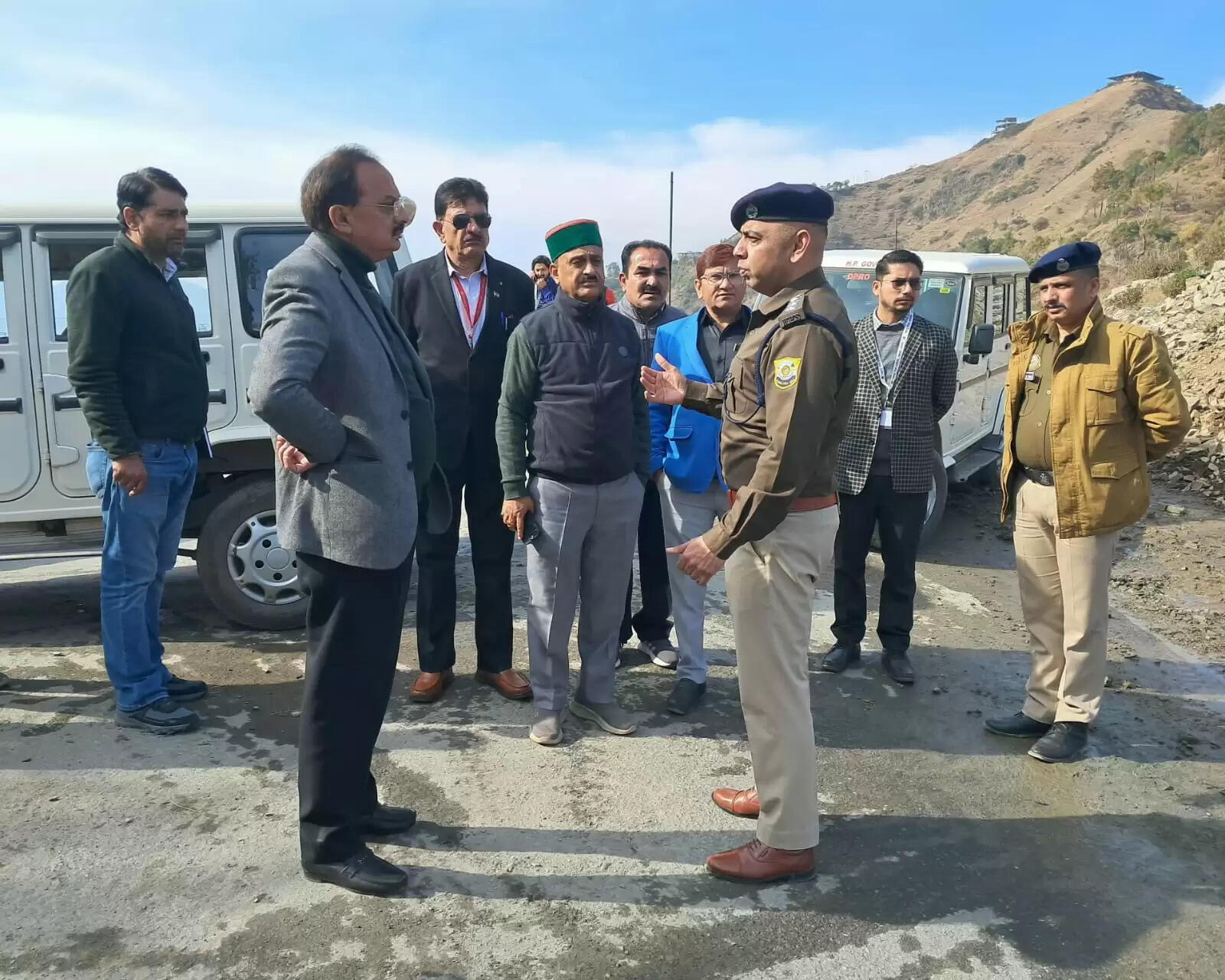 उत्तराखंड  से श्री चालदा महासू  महाराज सिरमौर में करेंगे प्रवेश, उद्योग मंत्री हर्ष वर्धन ने किया तैयारियों का जायजा 