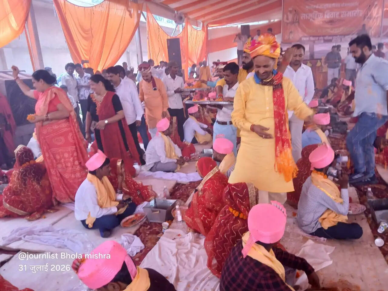 एक मंच पर गूंजीं शहनाइयां और निकाह की सदाएं,207 जोड़ों ने थामा जीवनभर का साथ