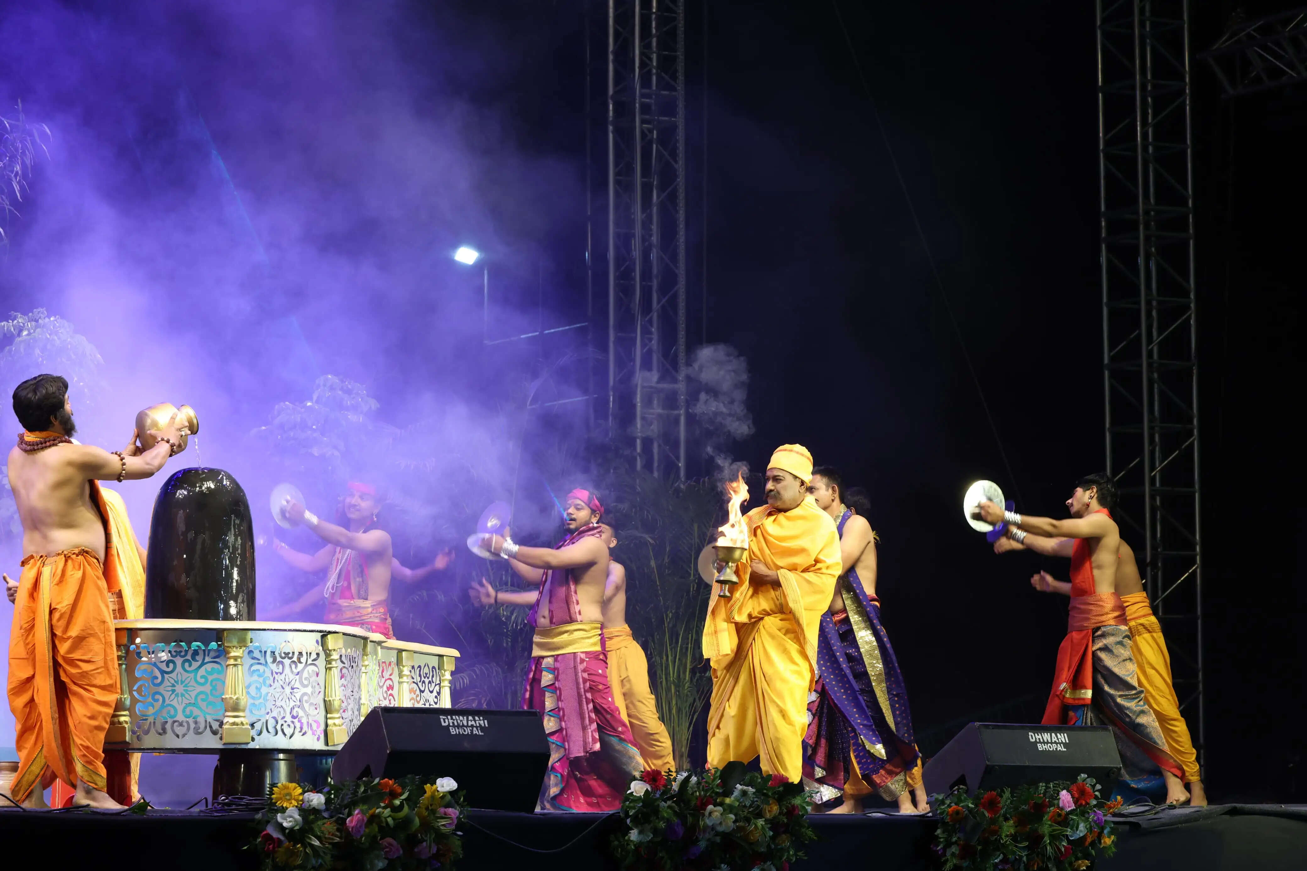 काशी में तीन दिवसीय सम्राट विक्रमादित्य महोत्सव का भव्य आगाज, उप्र और मप्र के मुख्यमंत्री ने किया शुभारंभ