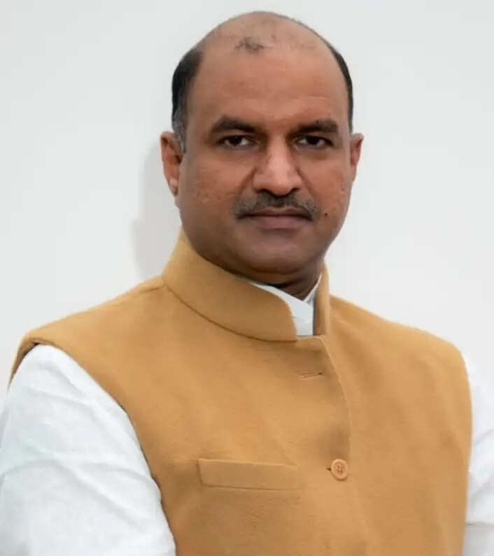 जल जीवन मिशन की अवधि बढ़ाना ग्रामीण पेयजल व्यवस्था को देगा मजबूती: सीपी जोशी