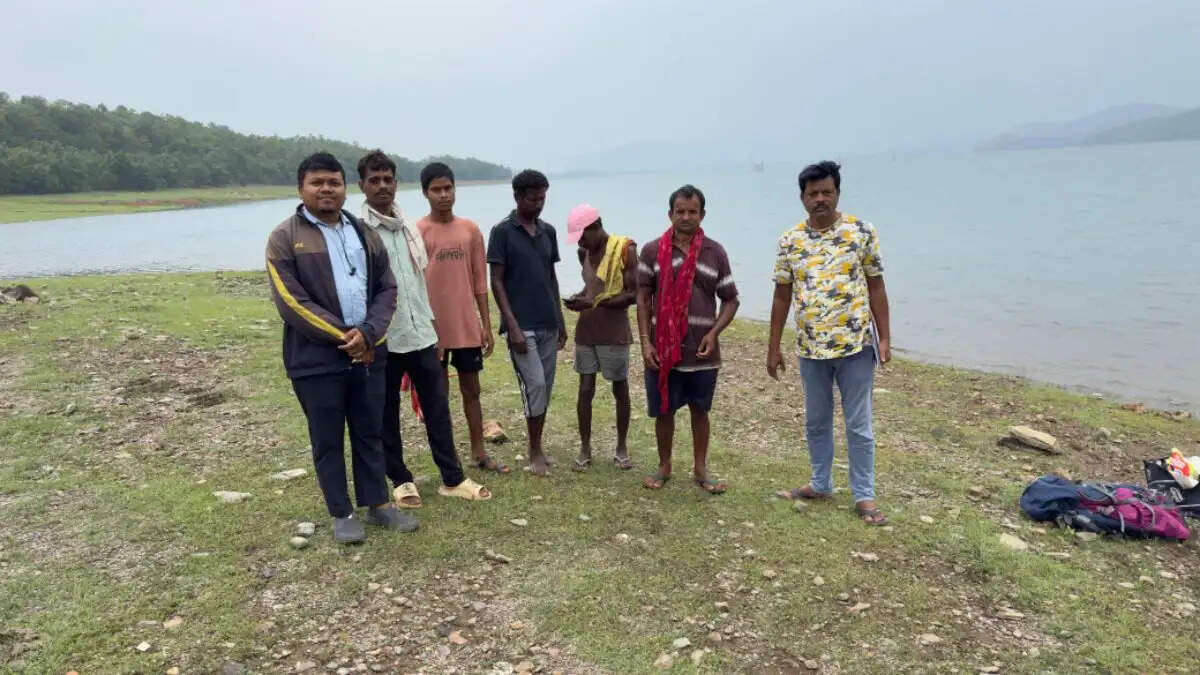 हसदेव बांगो जलाशय में अवैध मत्स्याखेट पर विभाग की कार्रवाई, प्रतिबंधित अवधि में मछली पकड़ने पर दी गई सख्त चेतावनी