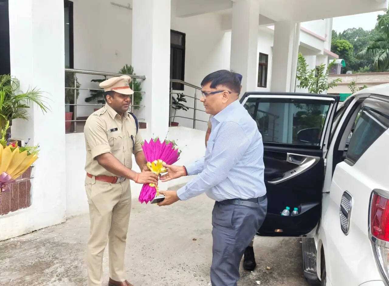 अपर पुलिस महानिदेशक ने की समीक्षा बैठक