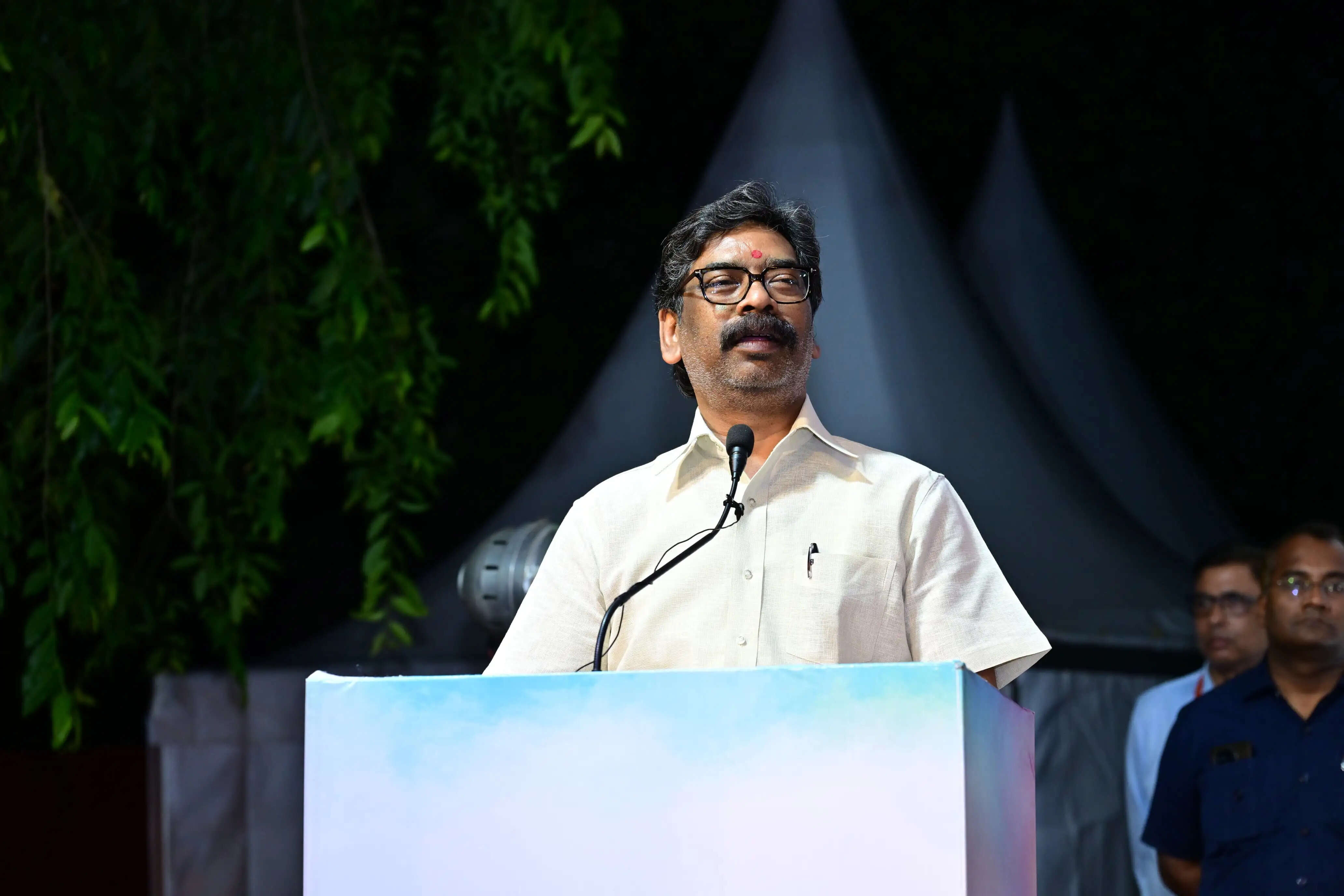 स्वदेशी केवल उत्पाद नहीं, आत्मगौरव और आत्मनिर्भरता का आधार है: राज्यपाल