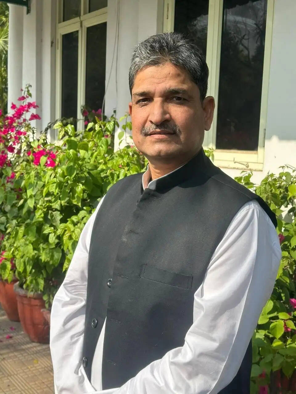 किशनगंज लोकसभा क्षेत्र के सभी प्रखंडों में आधुनिक पुस्तकालय की पहल, सांसद के प्रस्ताव पर सरकार ने शुरू की कार्रवाई