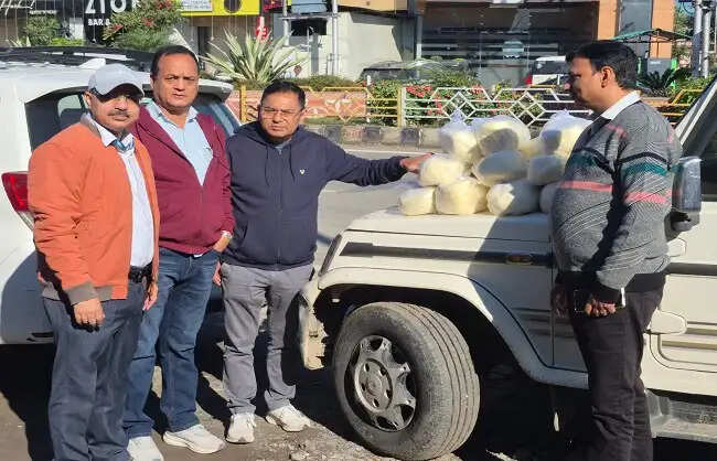 त्योहारों से पहले खाद्य सुरक्षा विभाग की बड़ी कार्रवाई, 350 किलो संदिग्ध पनीर-मावा नष्ट