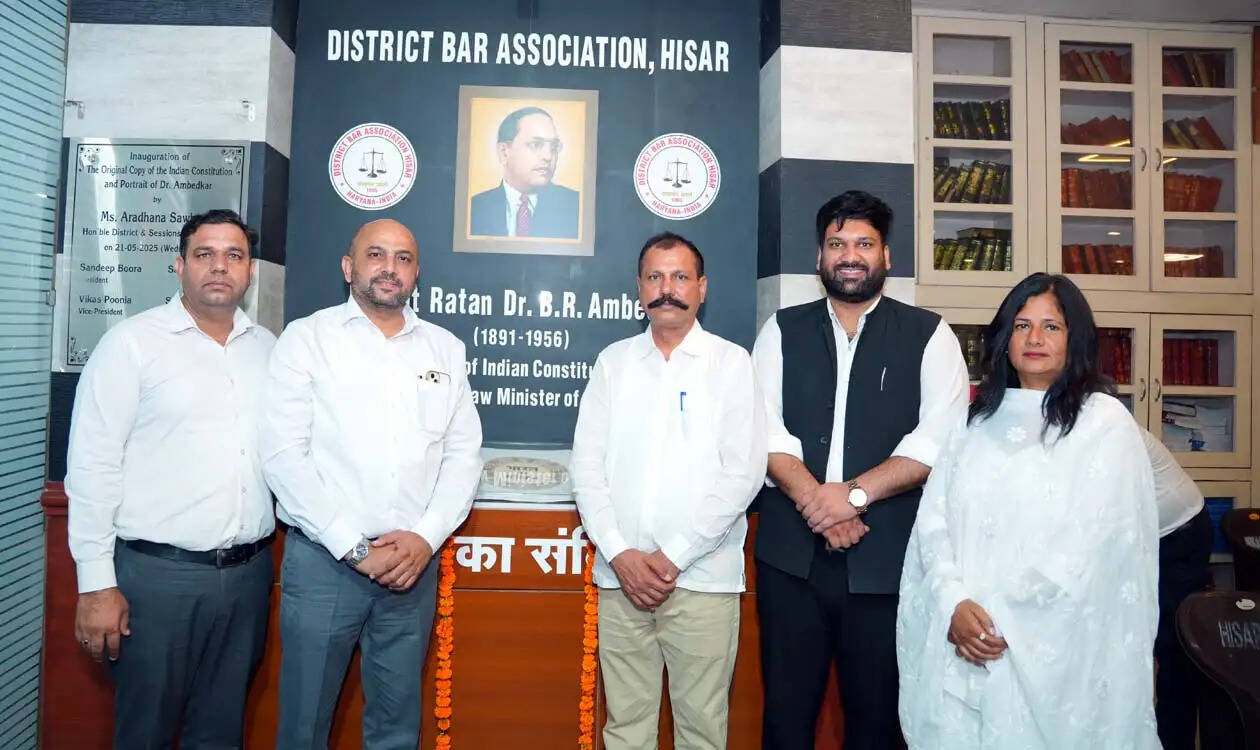 हिसार : जिला बार एसोसिएशन के नवनिर्वाचित पदाधिकारियों ने संभाला कार्यभार
