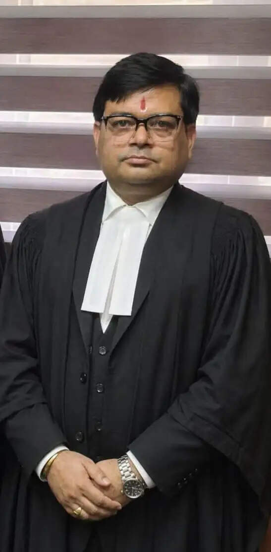 मंडी के नरेंद्र गुलेरिया दूसरी बार बने हिमाचल प्रदेश बार काउंसिल के सदस्य