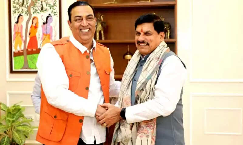 मप्रः मुख्यमंत्री डॉ. यादव से फिल्म अभिनेता विंदु दारा सिंह ने की सौजन्य भेंट