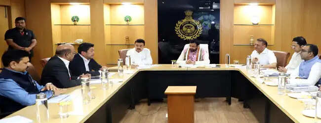 हरियाणा सरकार&nbsp;जल्द&nbsp;लाएगी&nbsp;नई&nbsp;औद्याेगिक&nbsp;नीति