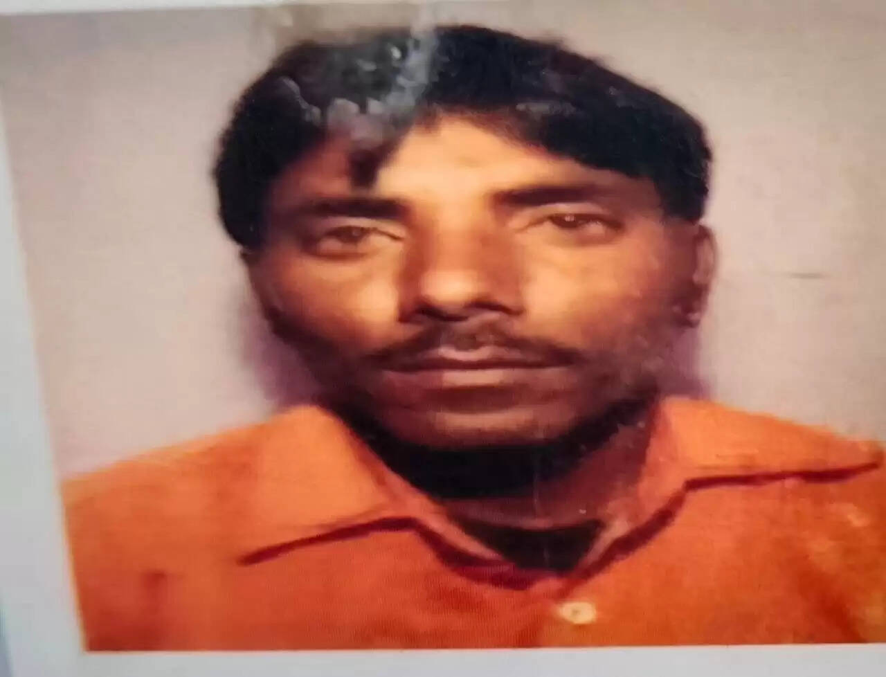 अज्ञात वाहन की टक्कर से युवक की मौत