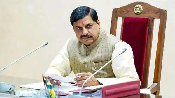 मप्र सरकार हर प्रकार के नशे पर सख्ती से अंकुश लगाने के लिए प्रतिबद्ध : मुख्यमंत्री डॉ. यादव
