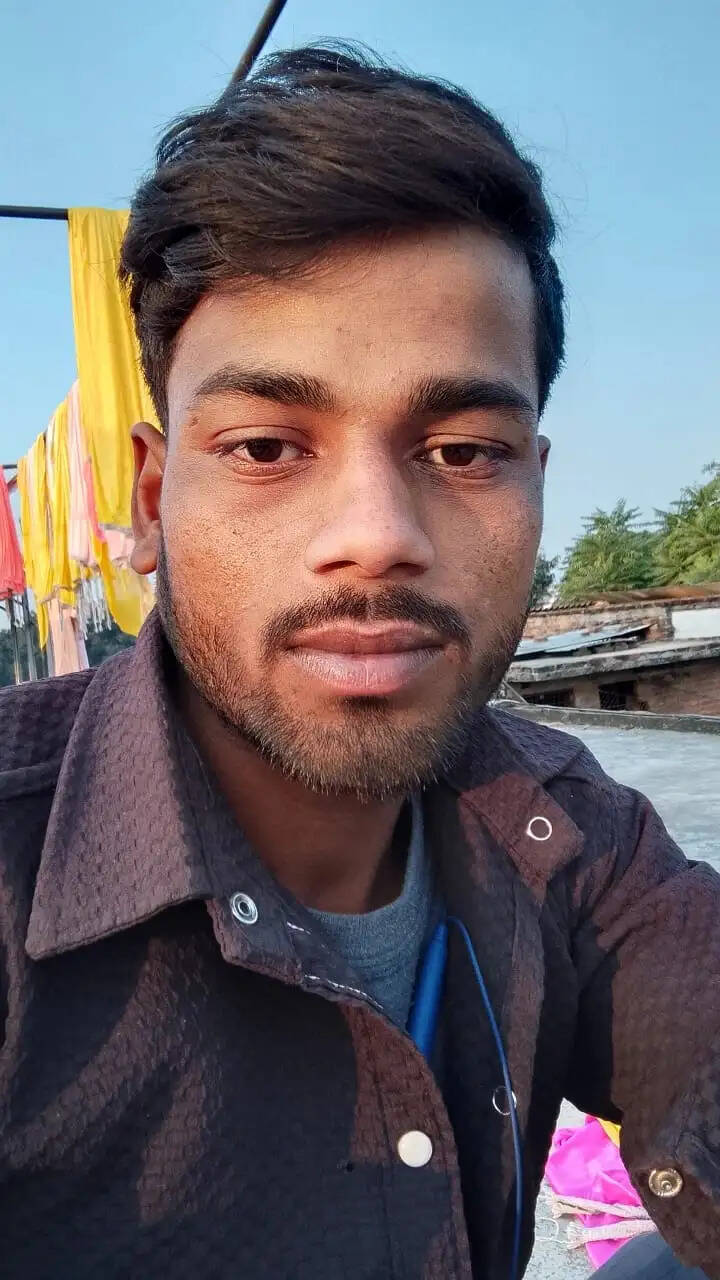 सीतापुर-तेज रफ्तार डंपर से कुचलकर बाइक सवार दो युवकों की मौत