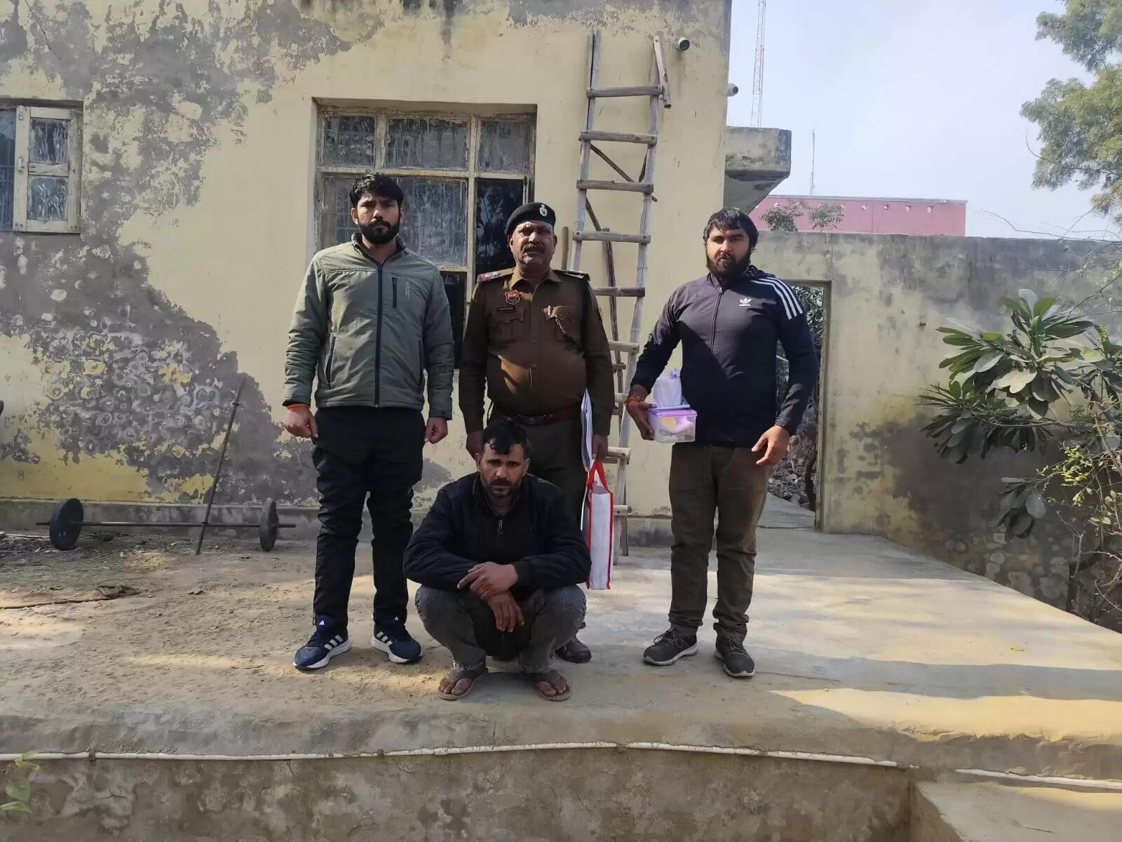 नूंह में हेराेइन समेत तस्कर काबू