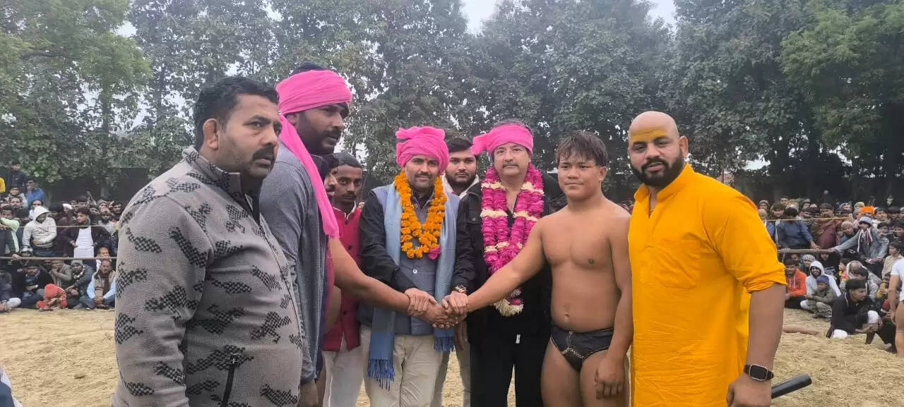 राजा राजेंद्र सिंह ने किया दो दिवसीय दंगल प्रतियोगिता का उद्घाटन