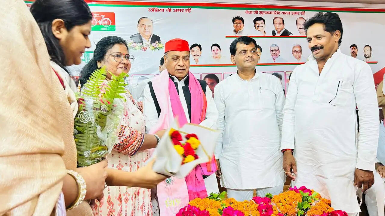 भाजपा सरकार गरीब, पिछड़ों और अल्पसंख्यकों का कर रही उत्पीड़न : रामआसरे विश्वकर्मा
