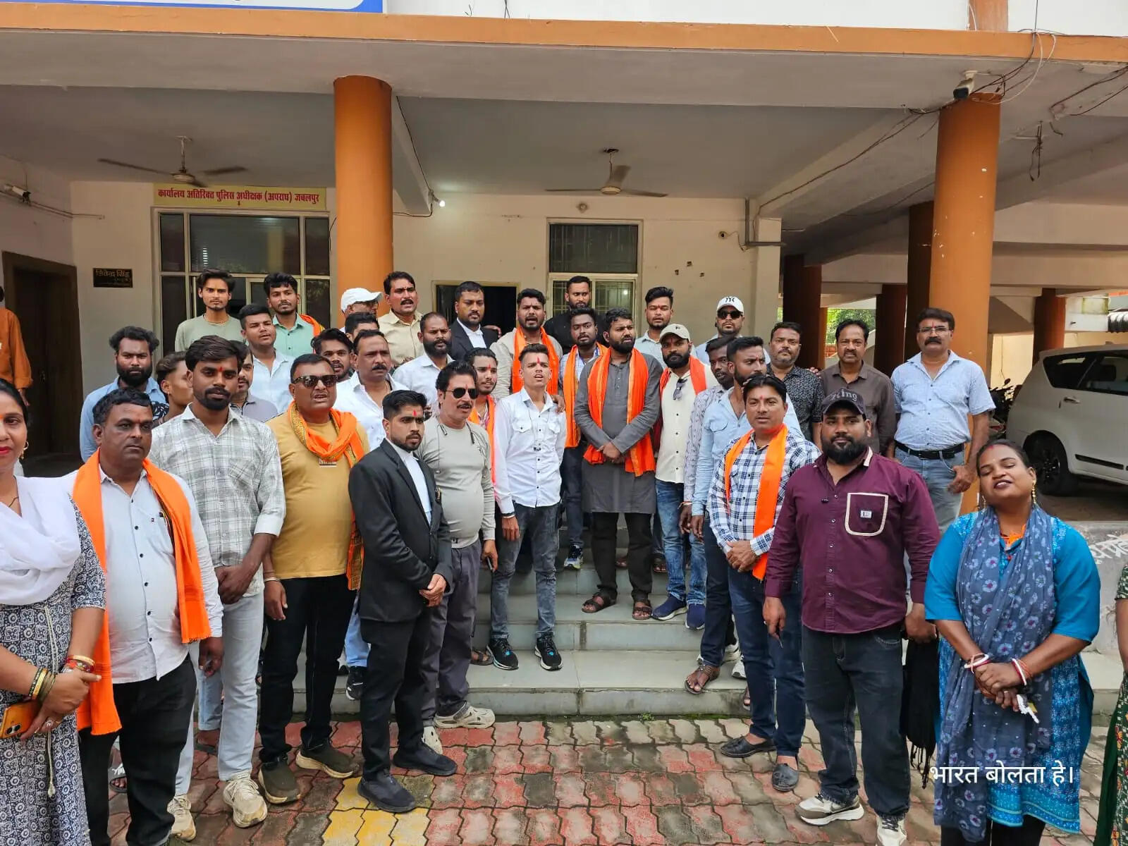 जबलपुर : नवरात्रि गरबा आयोजनों में सुरक्षा और धार्मिक मर्यादा सुनिश्चित करने की मांग, बजरंगदल ने सौंपा पुलिस अधीक्षक को पत्र