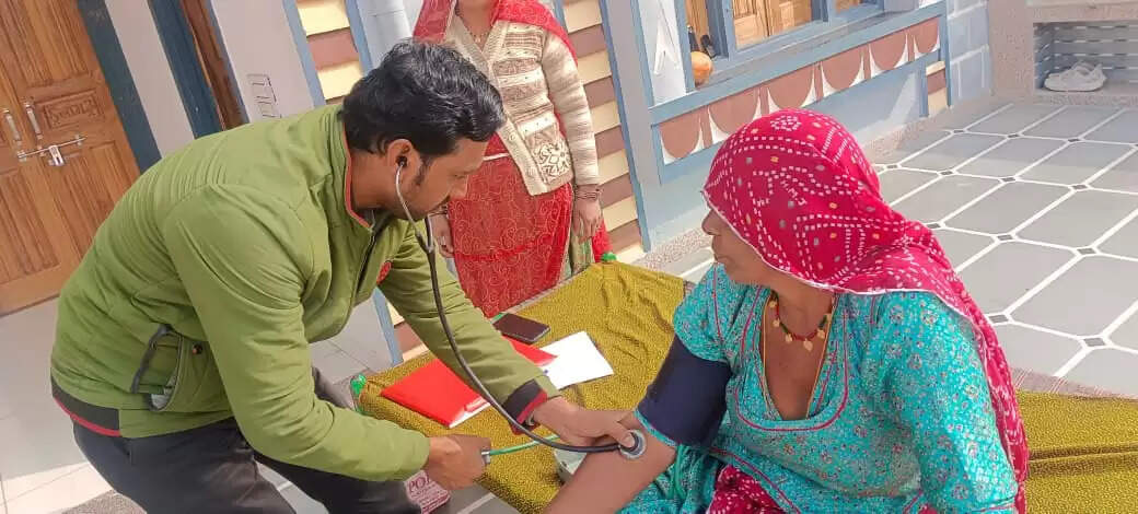 होम - बेस्ड पेलिएटिव केयर सेवा से गंभीर रोगियों को घर पर मिल रही चिकित्सा सुविधा और जीवन संबल