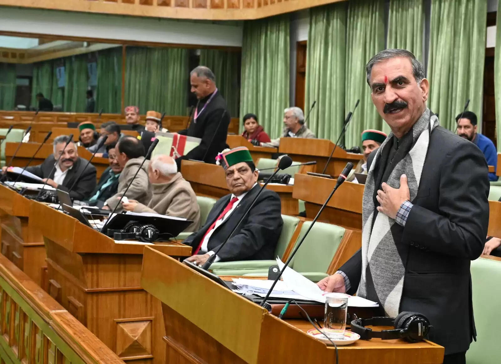 हिमाचल में 435 घाटे वाले बस रूट बंद करेगी सरकार : सीएम