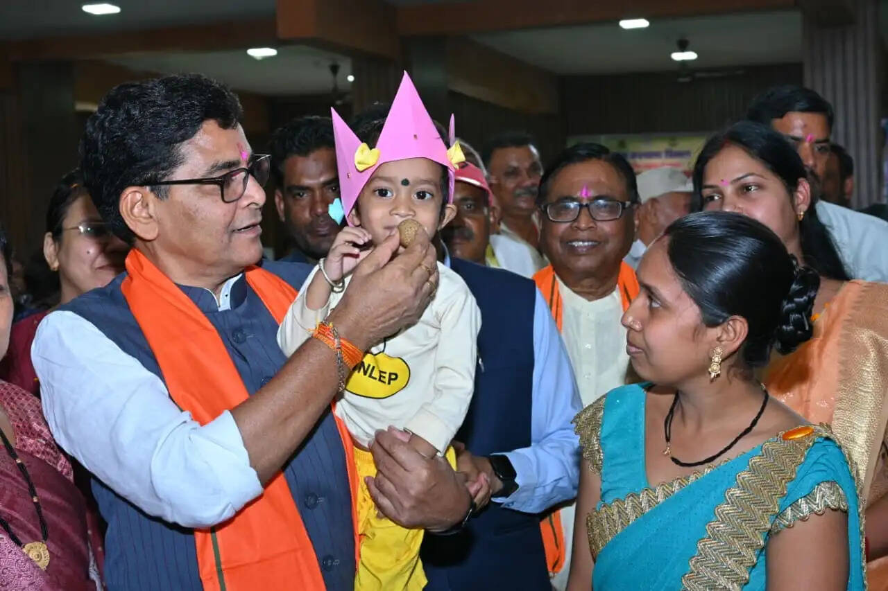 बलौदाबाजार : राजस्व मंत्री ने जिले में सुपोषण बचपन अभियान का किया शुभारंभ