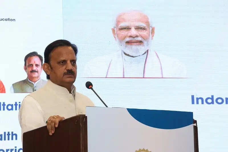 मध्य प्रदेश में मेडिकल हब बनने से रोजगार के अवसर तेजी से बढ़ेंगे : उप मुख्यमंत्री शुक्ल