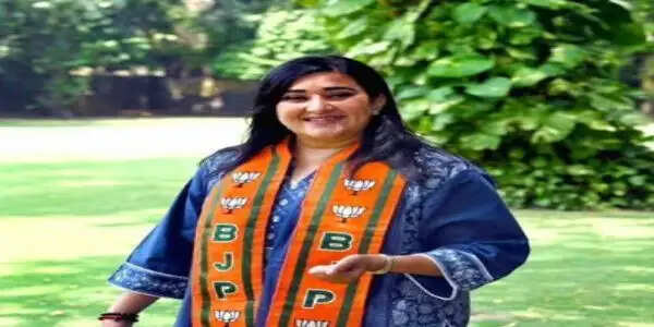 भगवान बिरसा मुंडा ने जनजातीय गौरव के साथ राष्ट्रीय चेतना को जागृत कियाः बांसुरी स्वराज