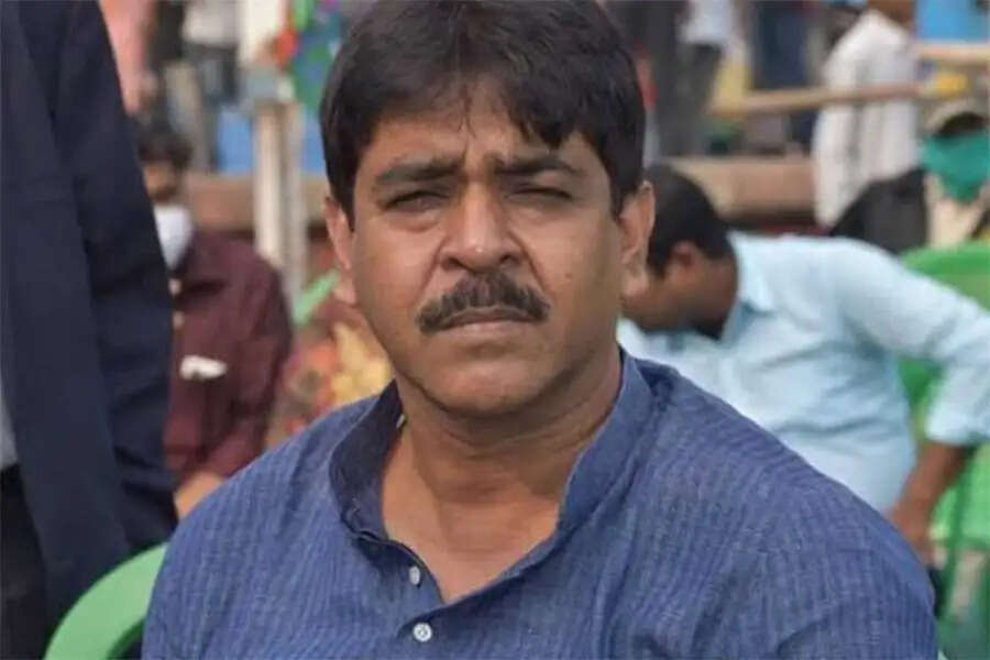 भांगड़ विस्फोट मामले में पूर्व विधायक शौकत मोल्ला देर रात गिरफ्तार