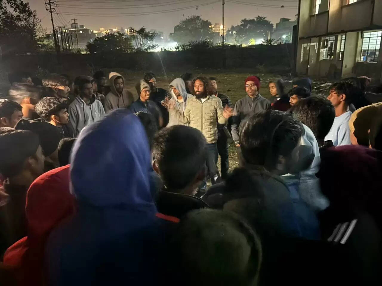 जेएलकेएम ने किया हैशटैग रिलीज स्कॉलरशीप पर छात्रों से संवाद