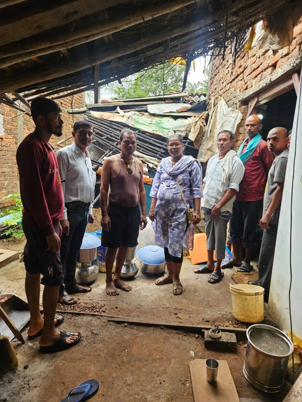 गणेशपुर में बारिश का कहर, 20 से अधिक घरों में घुसा पानी, पांच कवेलू पोश मकान गिरे