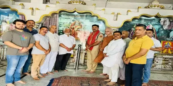 प्राचीन शिव मंदिर मुट्ठी में धूम-धाम से मनाई श्री शनिदेव जयंती