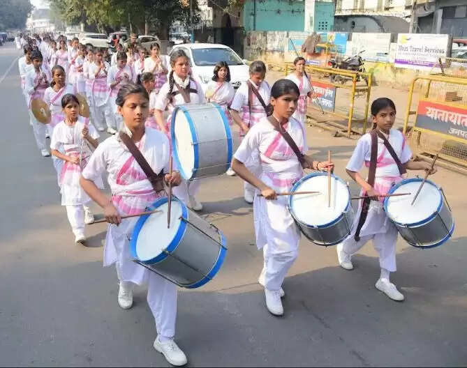 राष्ट्र सेविका समिति ने पथ संचलन निकालकर दिया राष्ट्र निर्माण का संदेश