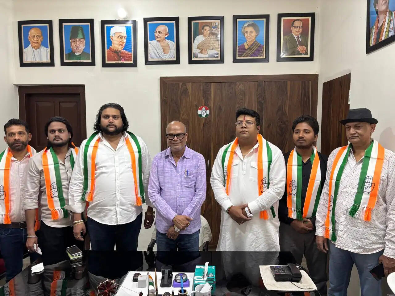 जन सुराज के कई नेता कांग्रेस पार्टी में हुए शामिल