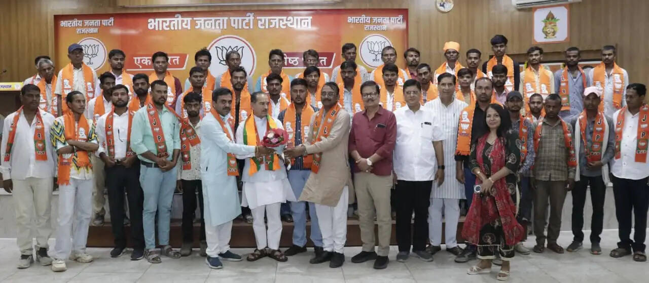 डूंगरपुर में बीएपी के करीब 50 कार्यकर्ता भाजपा में शामिल