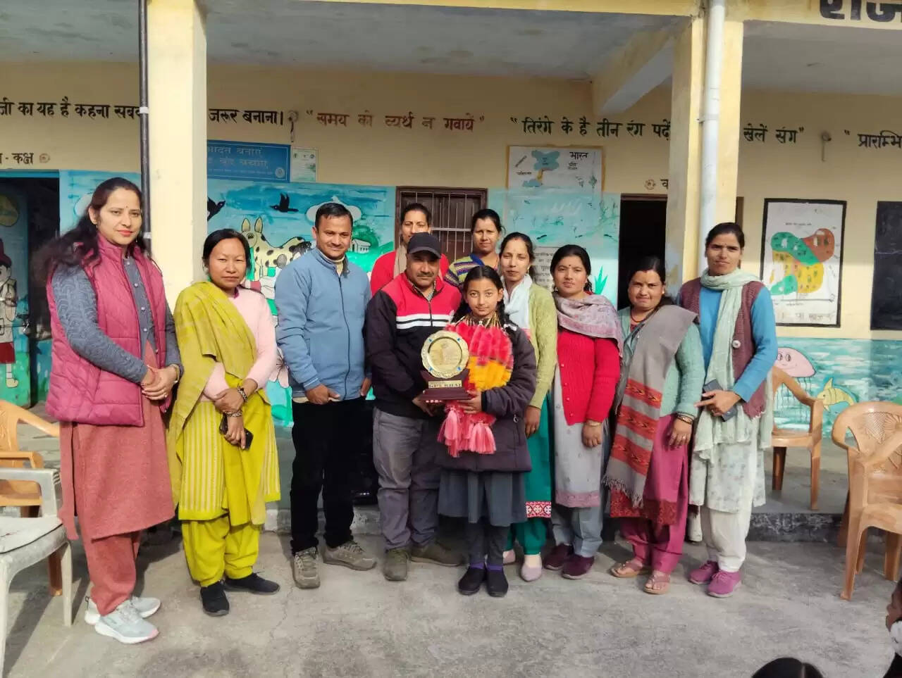 मंडी की महिमा राणा ने स्वर्ण जयंती छात्रवृत्ति परीक्षा में प्रदेश भर में हासिल किया प्रथम स्थान