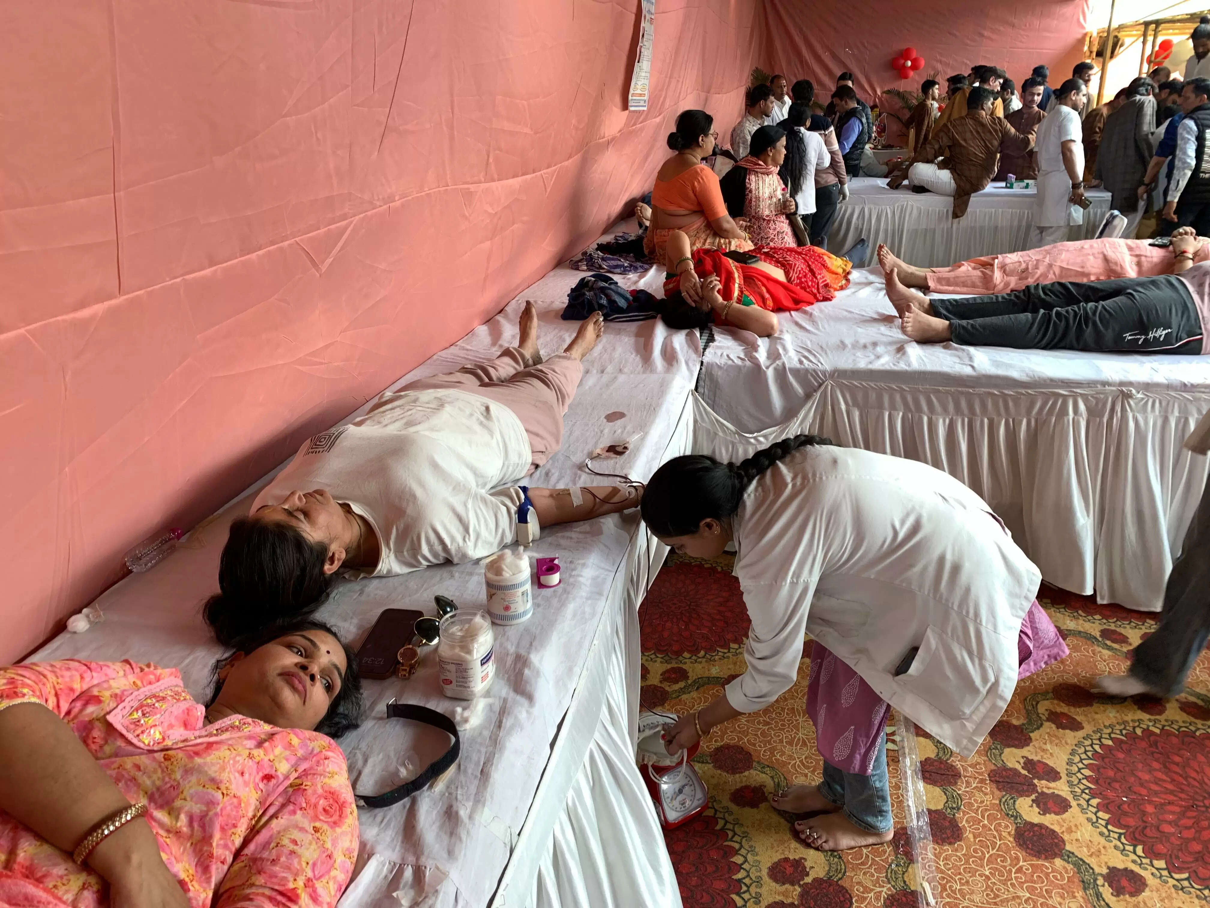 गोविंद देव जी मंदिर विशाल रक्तदान शिविर में 1 हजार 131 यूनिट रक्त एकत्रित