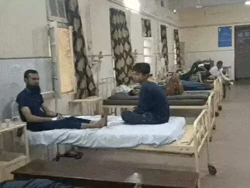 अजमेर-उदयपुर हाईवे पर बस और ट्रक की टक्कर, 55 यात्री घायल