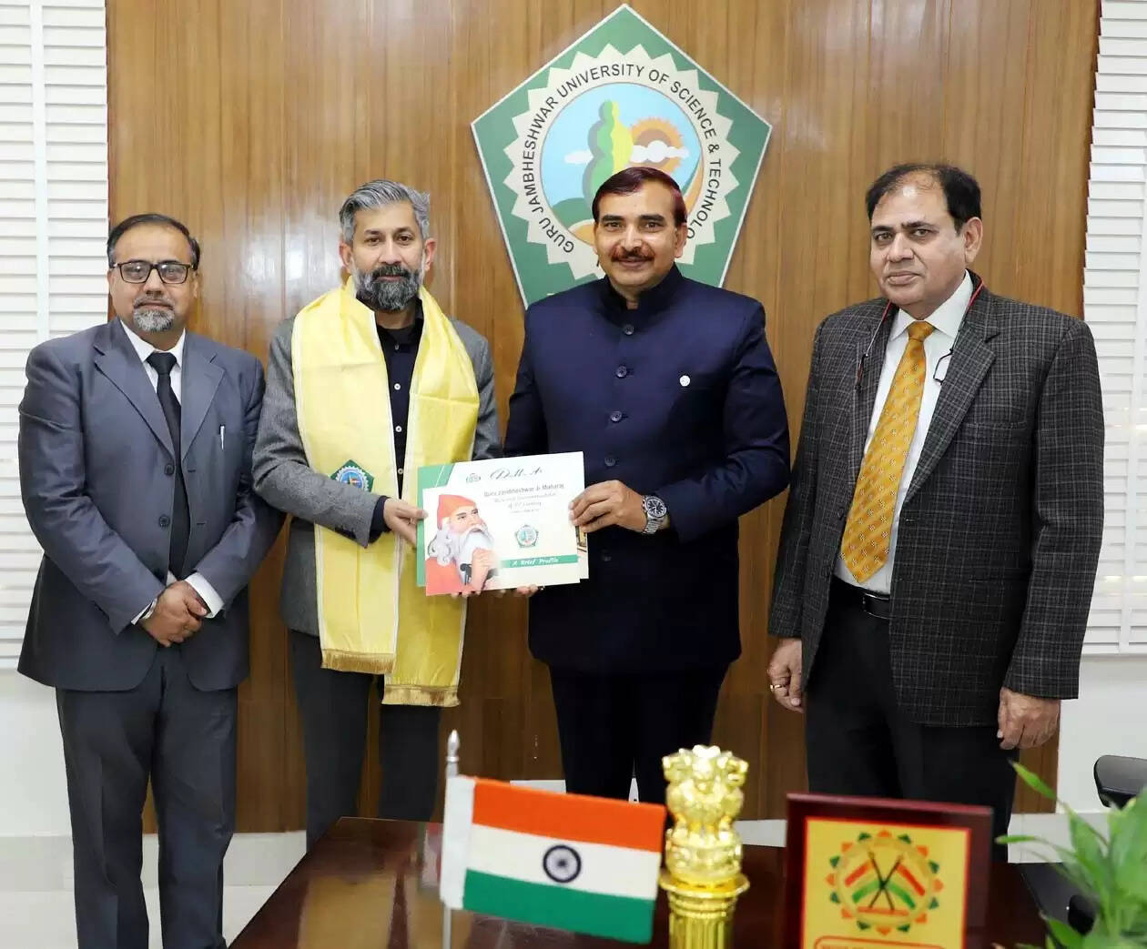 हिसार : नेपाल के प्रतिनिधियों ने किया गुरु जम्भेश्वर विश्वविद्यालय का दौरा